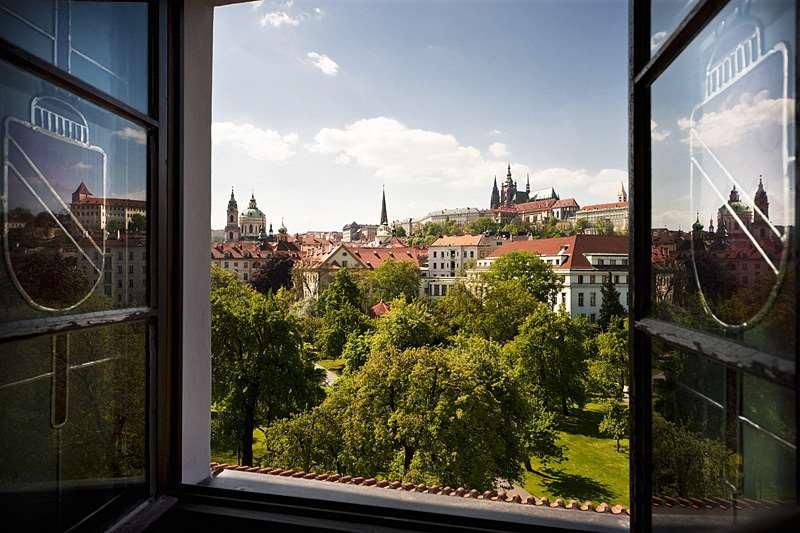 U Páva Hotel Praga Comodidades foto